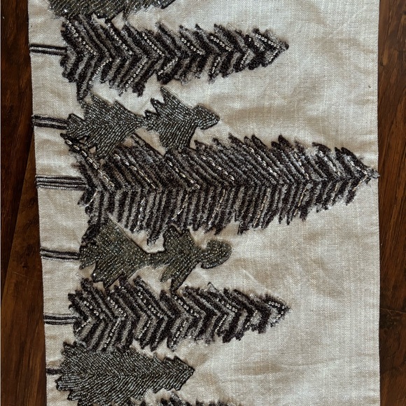 Tahari Home beaded table runner 14x72" - Picture 3 of 7